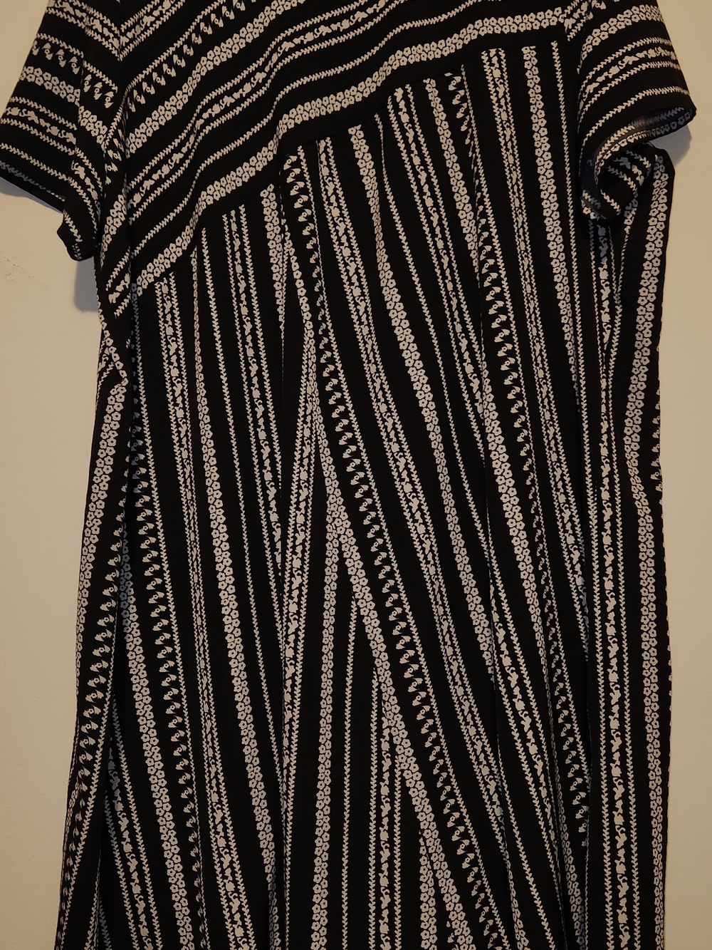 Black & White Striped Pattern 4XL Midi Dress Emery Rose/Shein